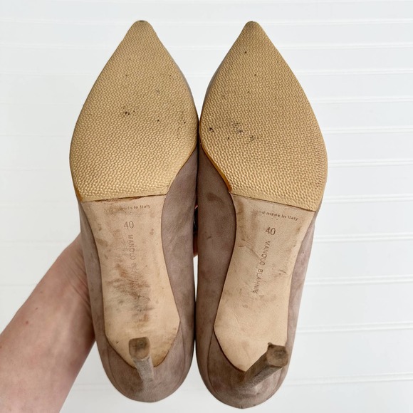 Manolo Blahnik BB Suede Pumps 105 Pointed Toe Taupe Tan Neutral Stiletto - Picture 13 of 13